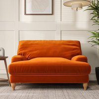 Darwin Snuggle Chair