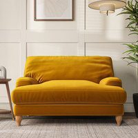 Darwin Snuggle Chair